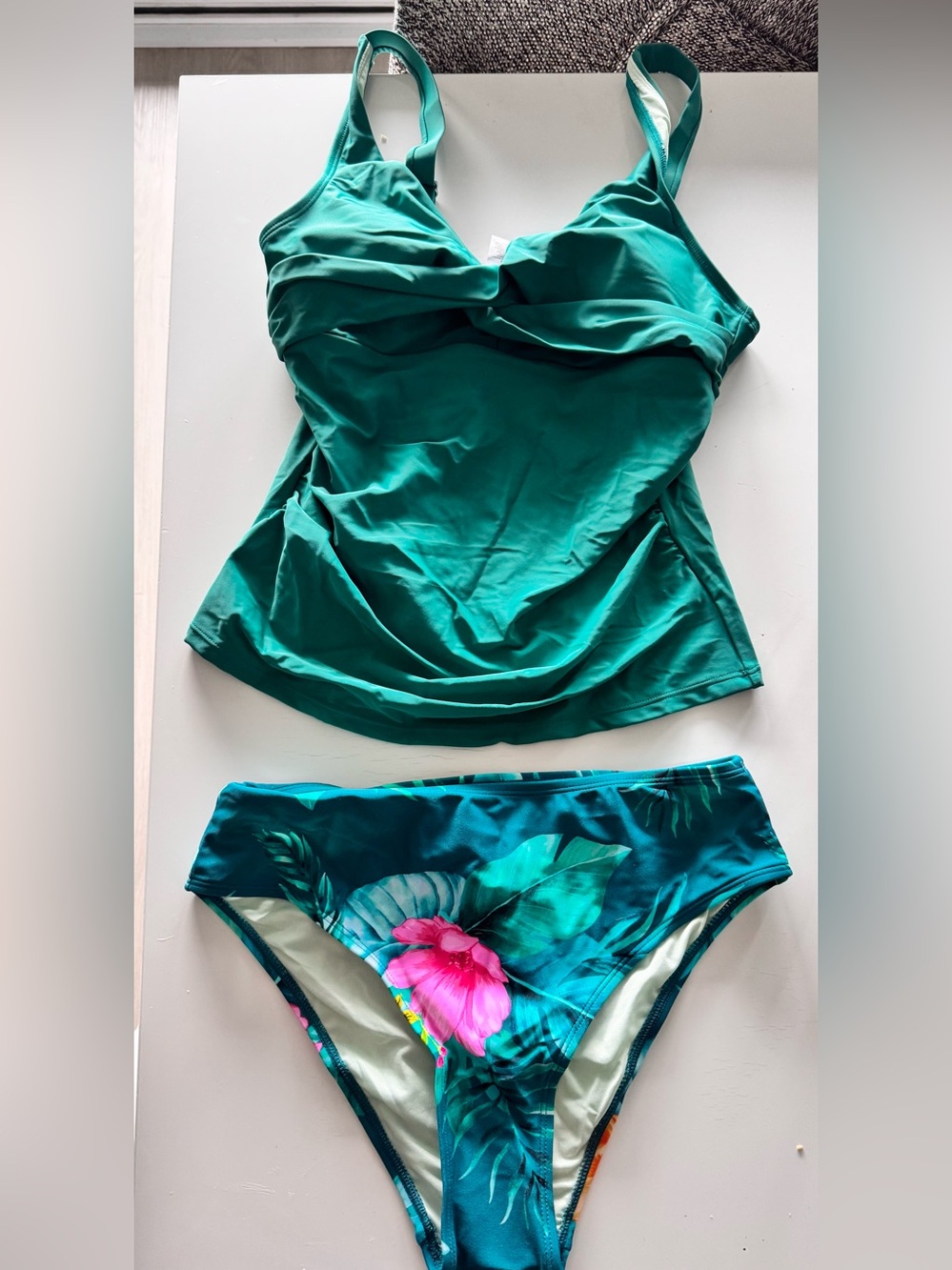 Cupshe Teal Tankini Set with Tropical Floral Bikini Bottom-size S